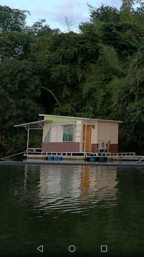 River Marina Resort Uthai Thani Exterior photo
